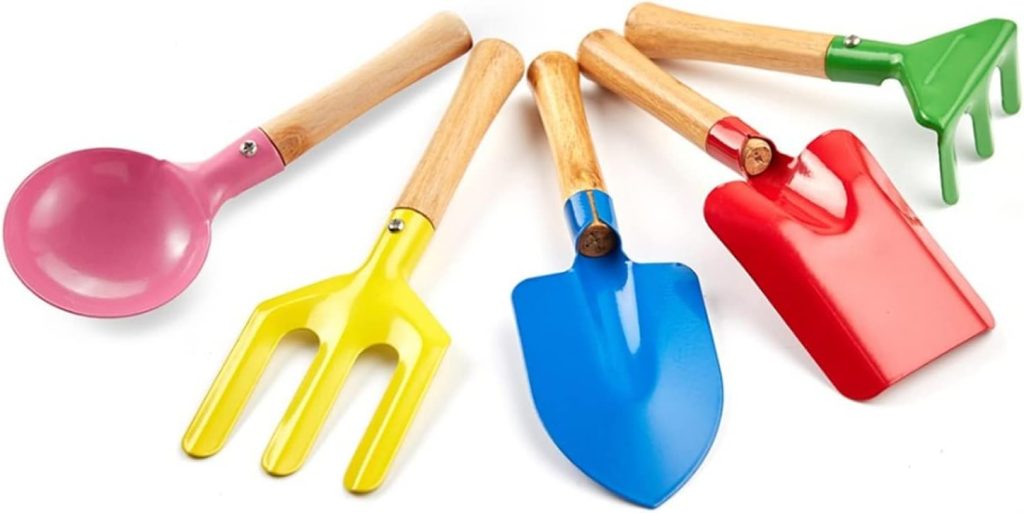 5 Piece 8 Kids Gardening Tools, Made of Metal with Sturdy Wooden Handle, Safe Beach Sandbox Snow Field Toy Gardening Equipment Spoon, Fork, Trowel, Rake  Shovel for Children
